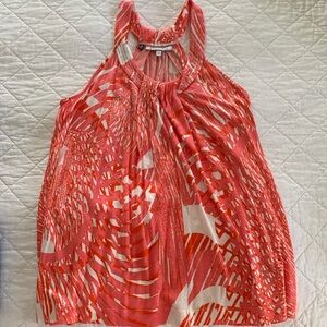 Sleeveless top by Jennifer Lopez XS